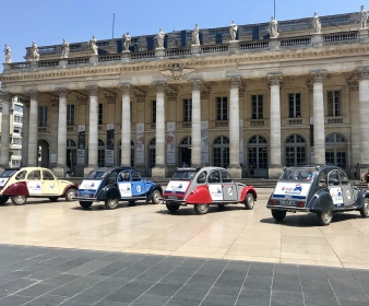 Rallye Tour du Monde en 2CV à Bordeaux
